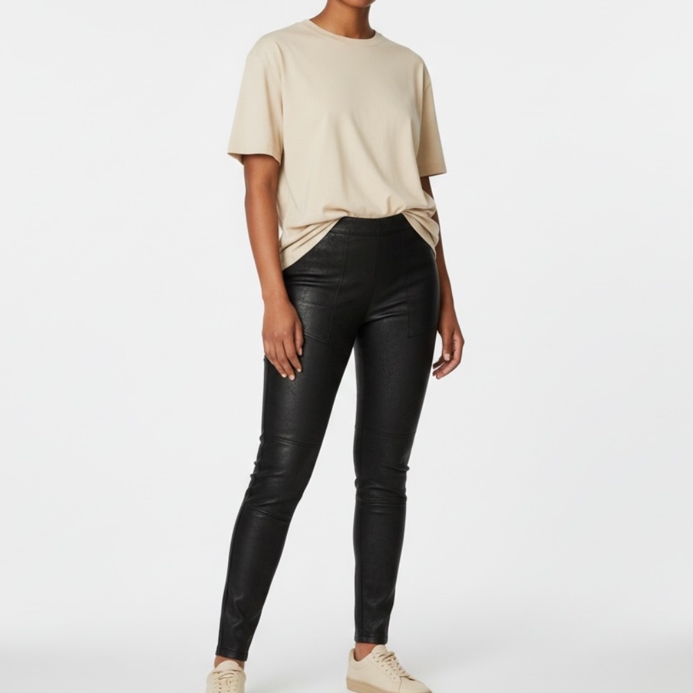 NWT Free People Vegan Stretch Leather SkinnyLeggings Womans Black SZ 2 Grunge
